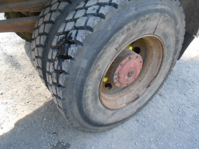 Allradkipper mit Kran MB 1717 AK