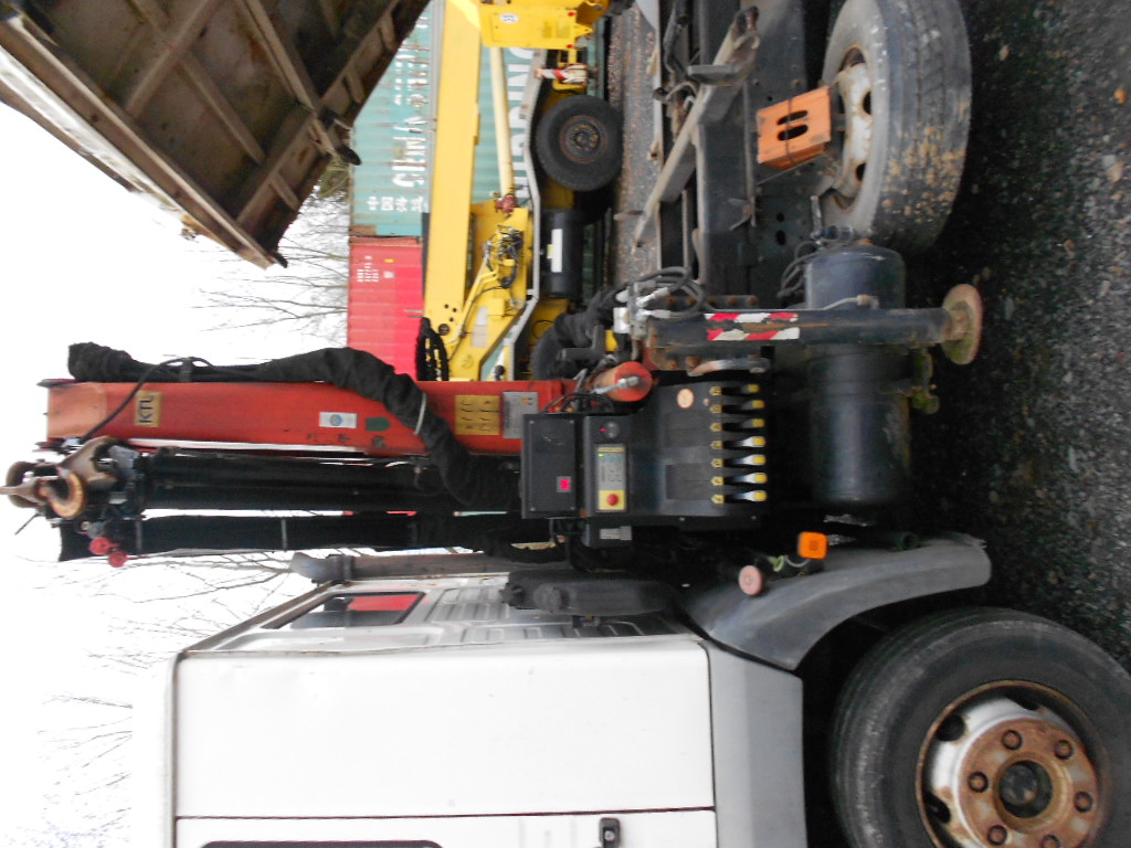 Dreiseitenkippen MAN LE8.150 mit Kran Palfingen PFG7001