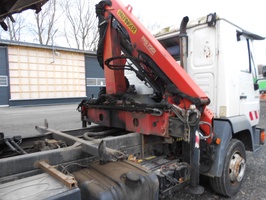 Dreiseitenkippen MAN LE8.150 mit Kran Palfingen PFG7001