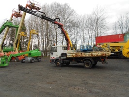 Dreiseitenkippen MAN LE8.150 mit Kran Palfingen PFG7001