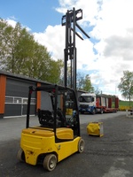 2 t Frontstapler Yale ERP20VF Elektro