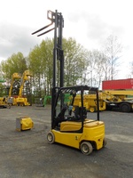 2 t Frontstapler Yale ERP20VF Elektro