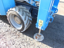 Genie GS 4069 BE Hybrid mit Stützen