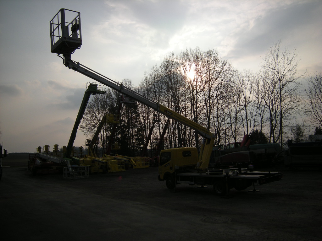 Renault Maxity mit Multitel 160 Alu DS