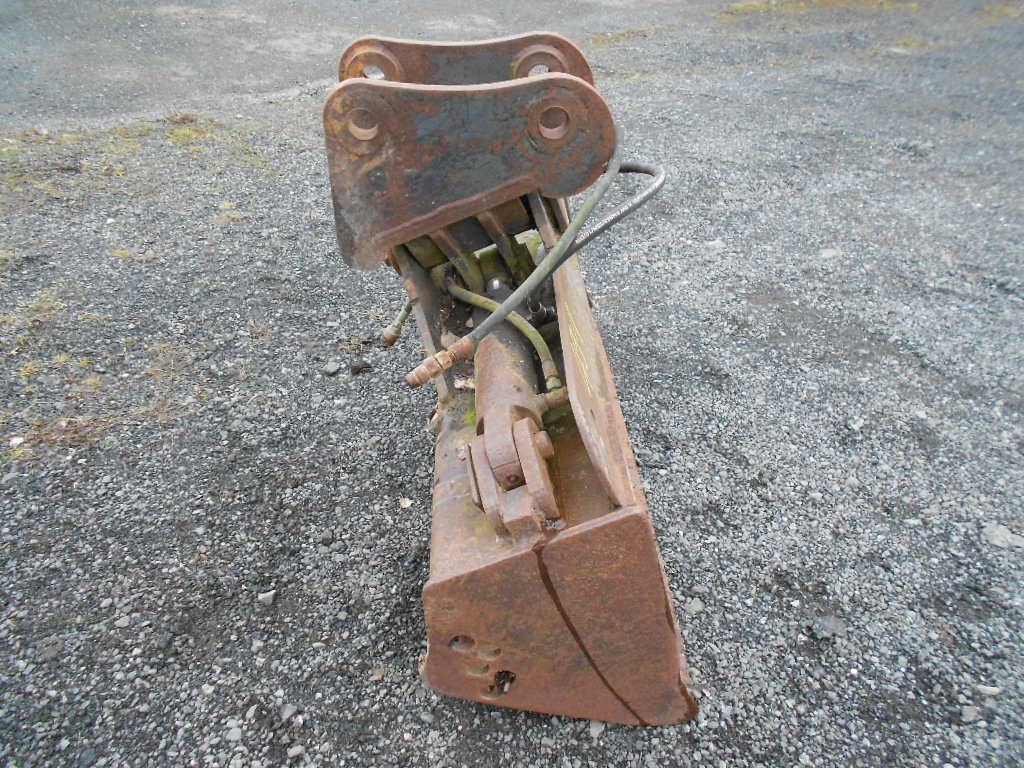 Hitachi EX60 Tieflöffel / Schaufel für Bagge