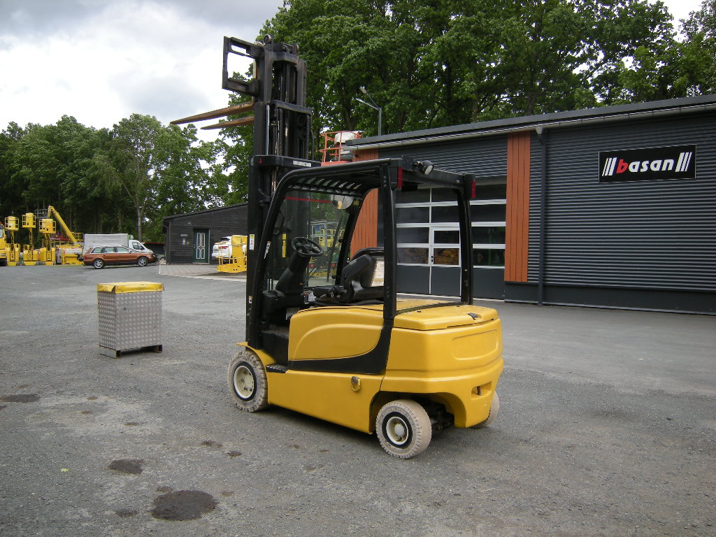 3,5 t  Frontstapler Yale ERP35VL E2395 Elektro