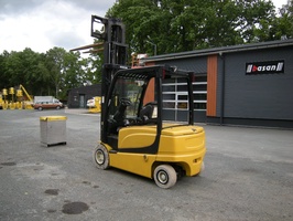 3,5 t  Frontstapler Yale ERP35VL E2395 Elektro