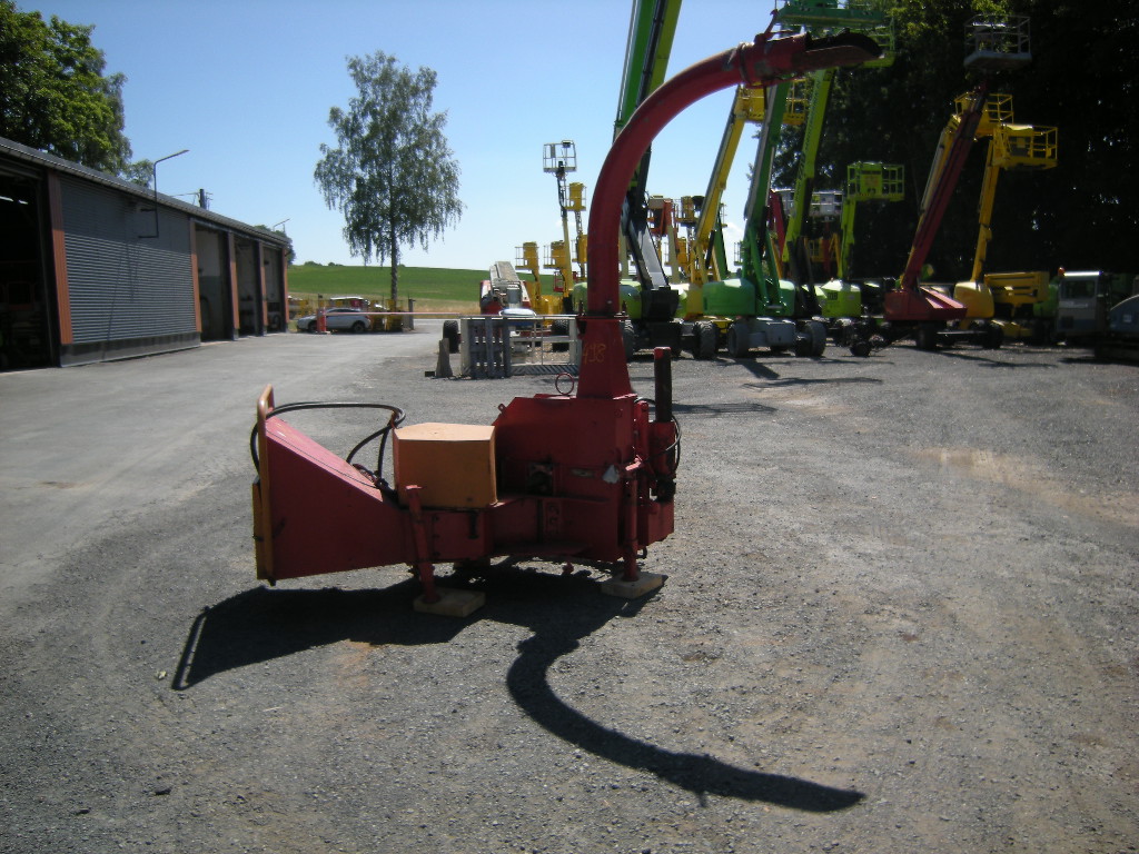 Dücker Anbau Schredder / Buschhacker / Häcksler für Unimog oder Traktor