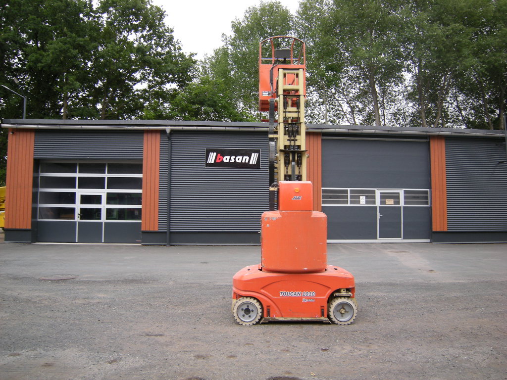 JLG Toucan 1010