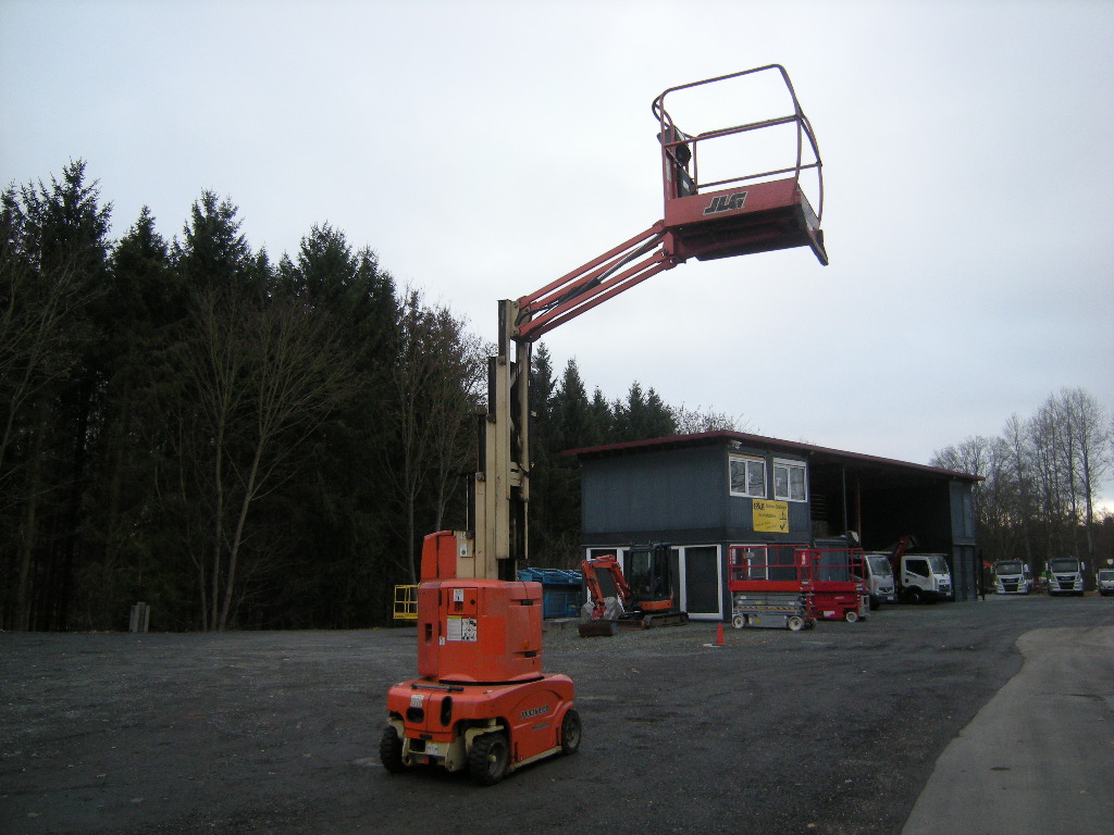 JLG Toucan 1010