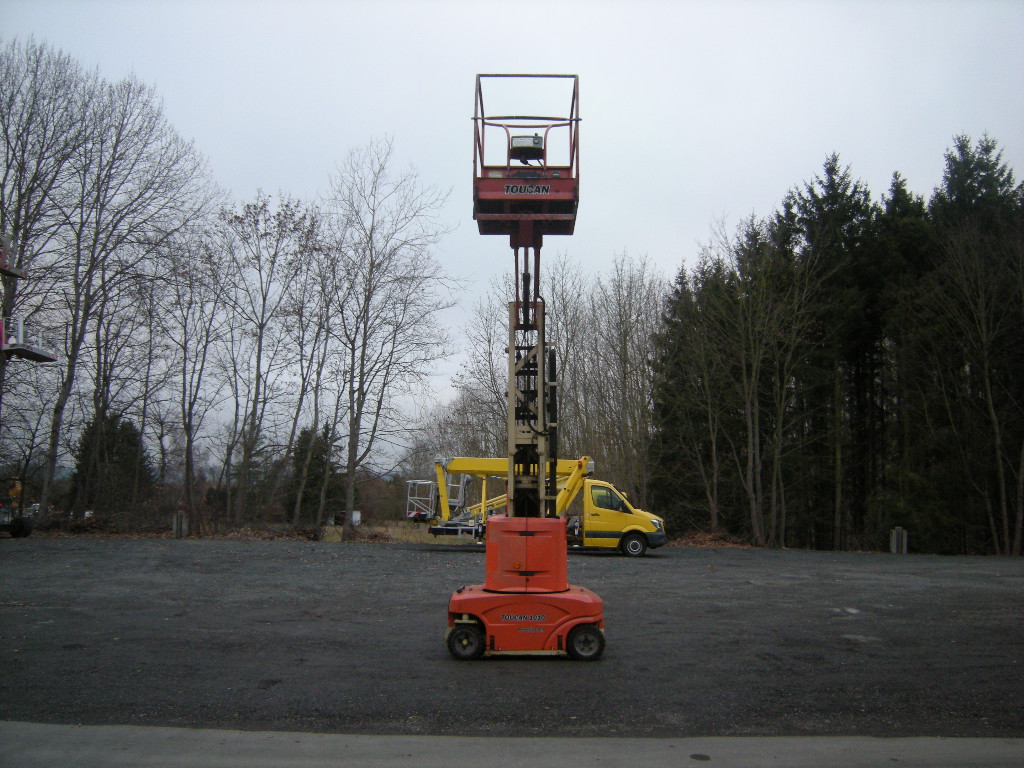 JLG Toucan 1010