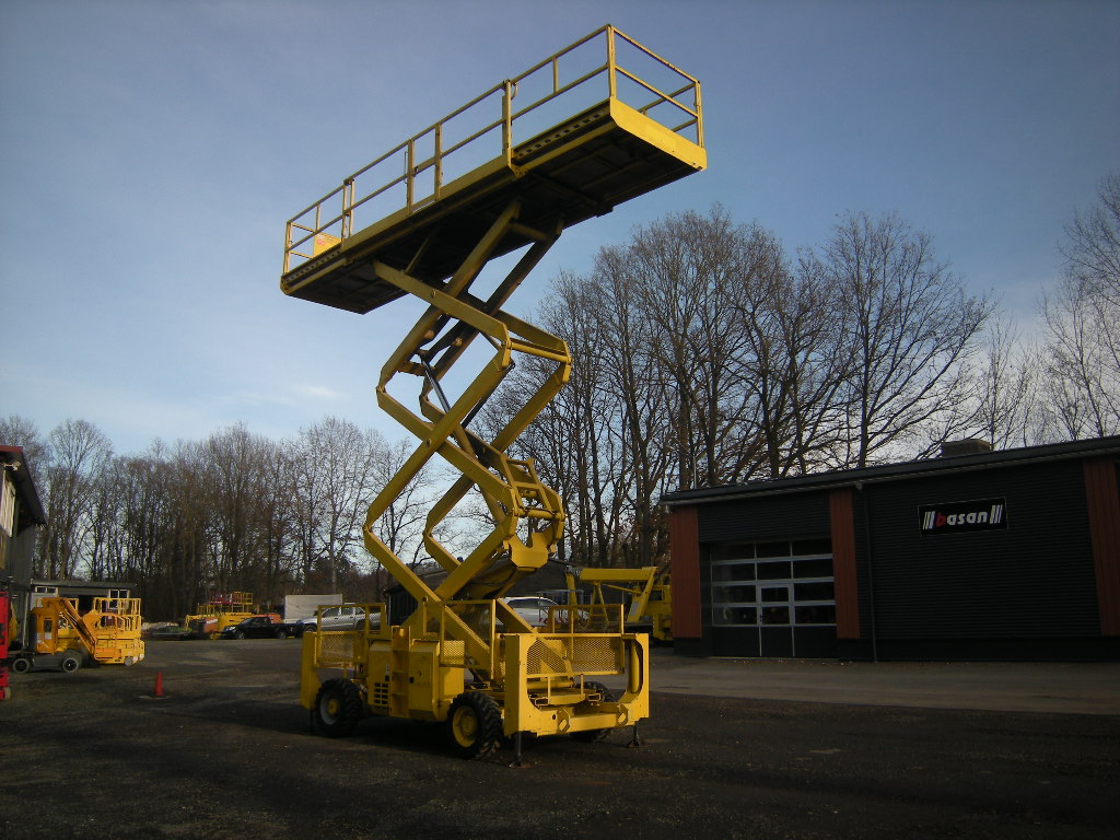 Genie GS 23384 RT Allrad