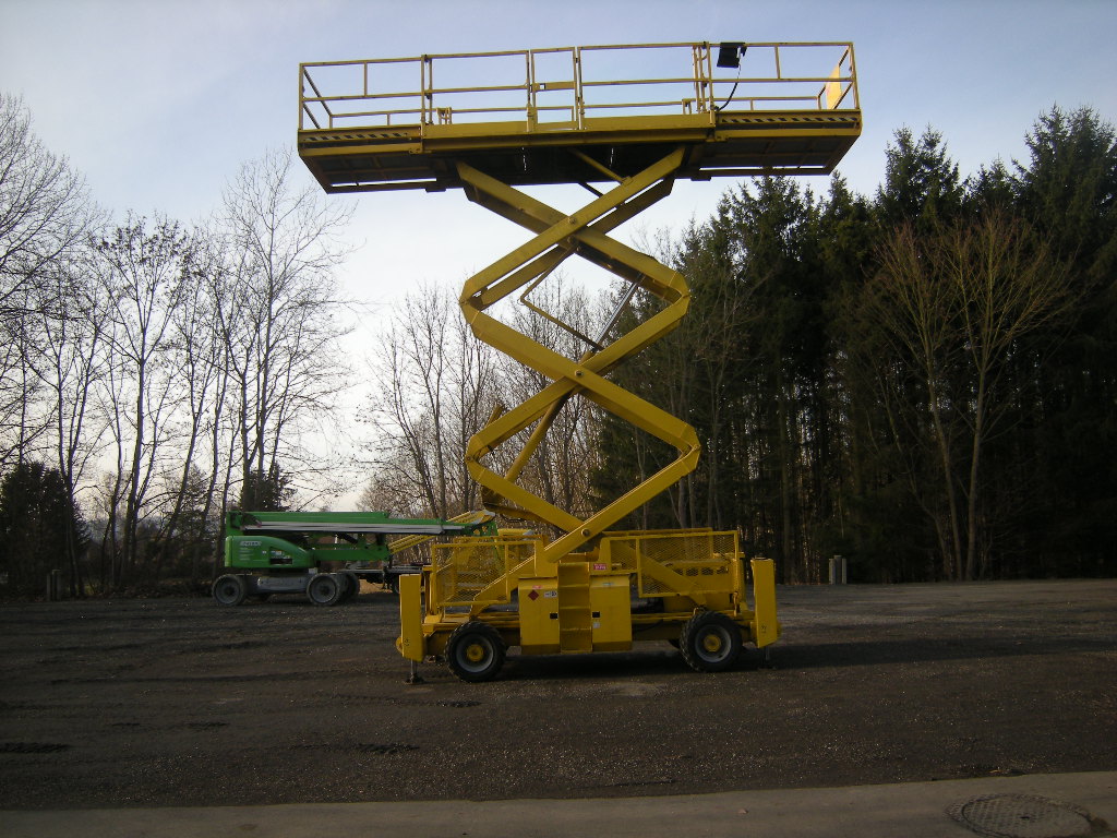 Genie GS 23384 RT Allrad