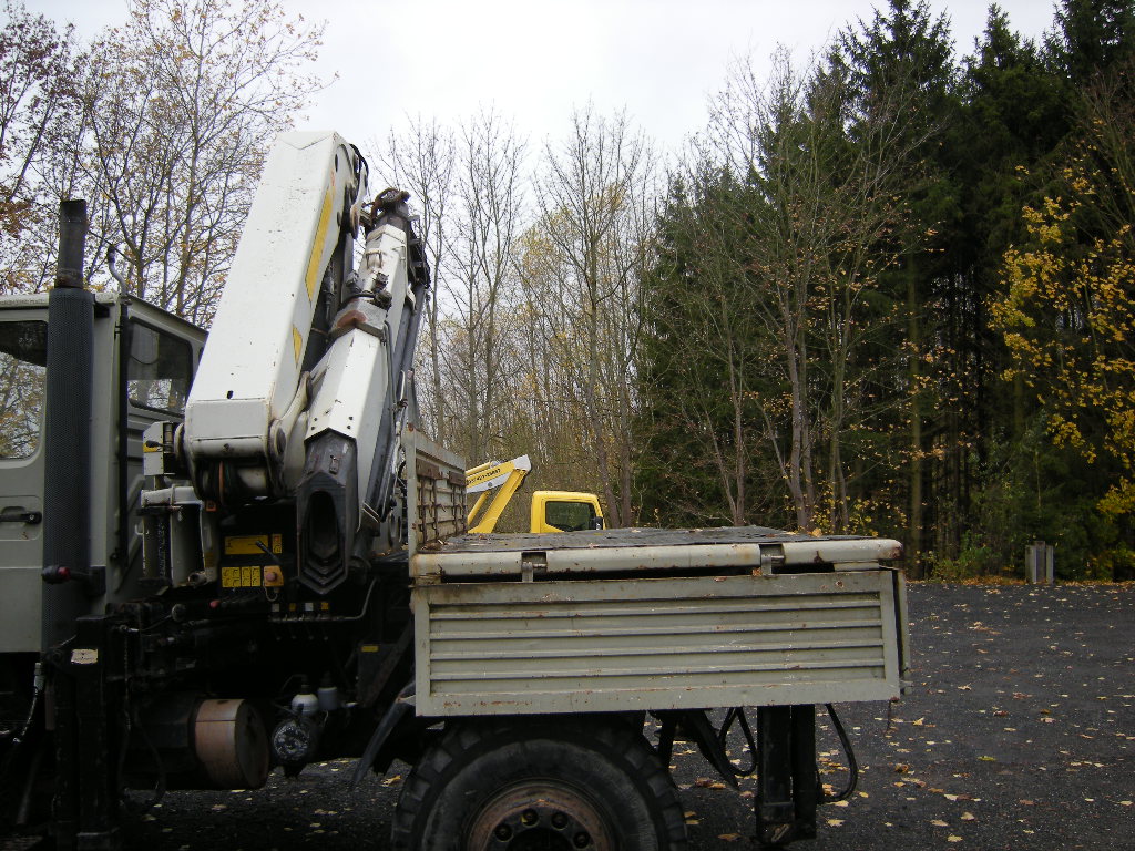Mercedes Benz Unimog U2100 mit Kran Palfinger PK14500D