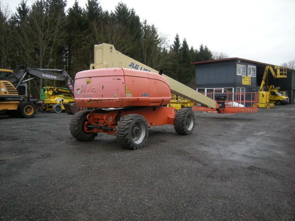 JLG 680 S Allrad