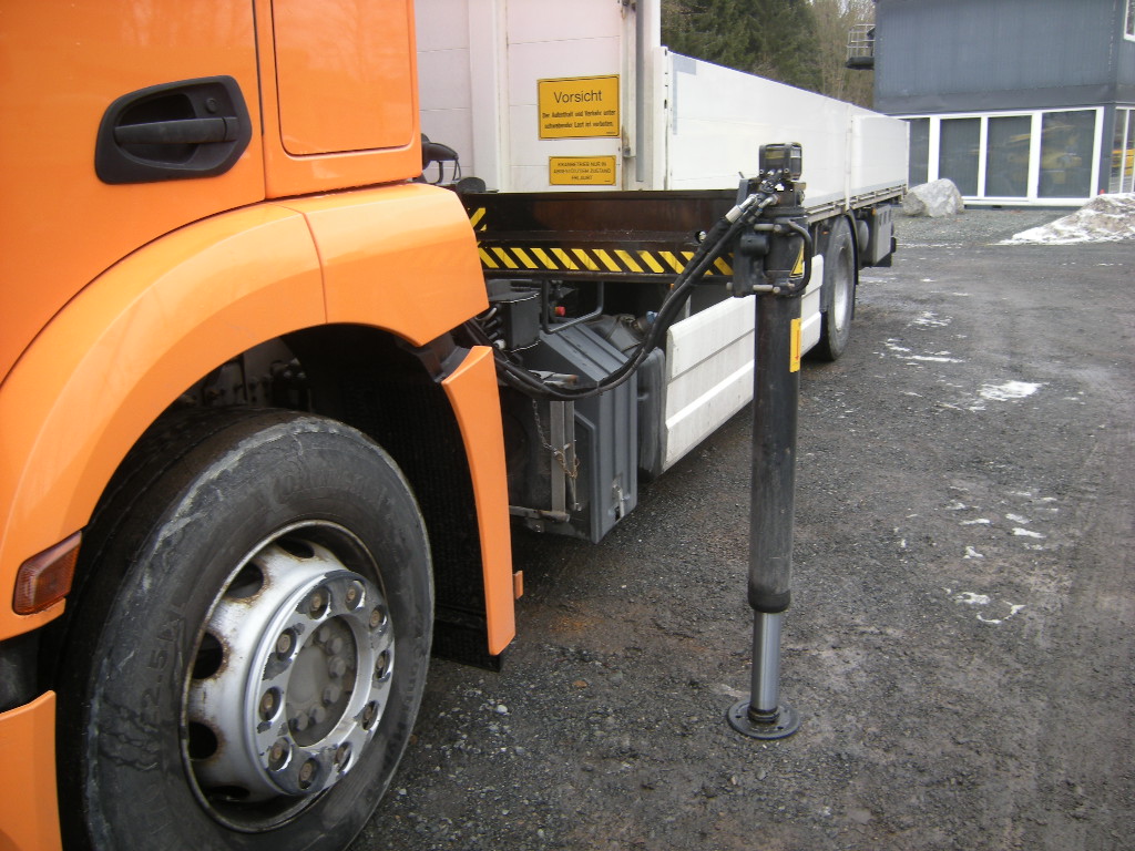 Mercedes Benz Actros 1830 mit Kran HIAB X-HIDUO 092B-3