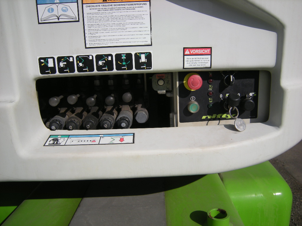 Nifty Lift HR 28 Hybrid Allrad