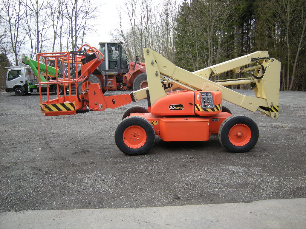 JLG 35E