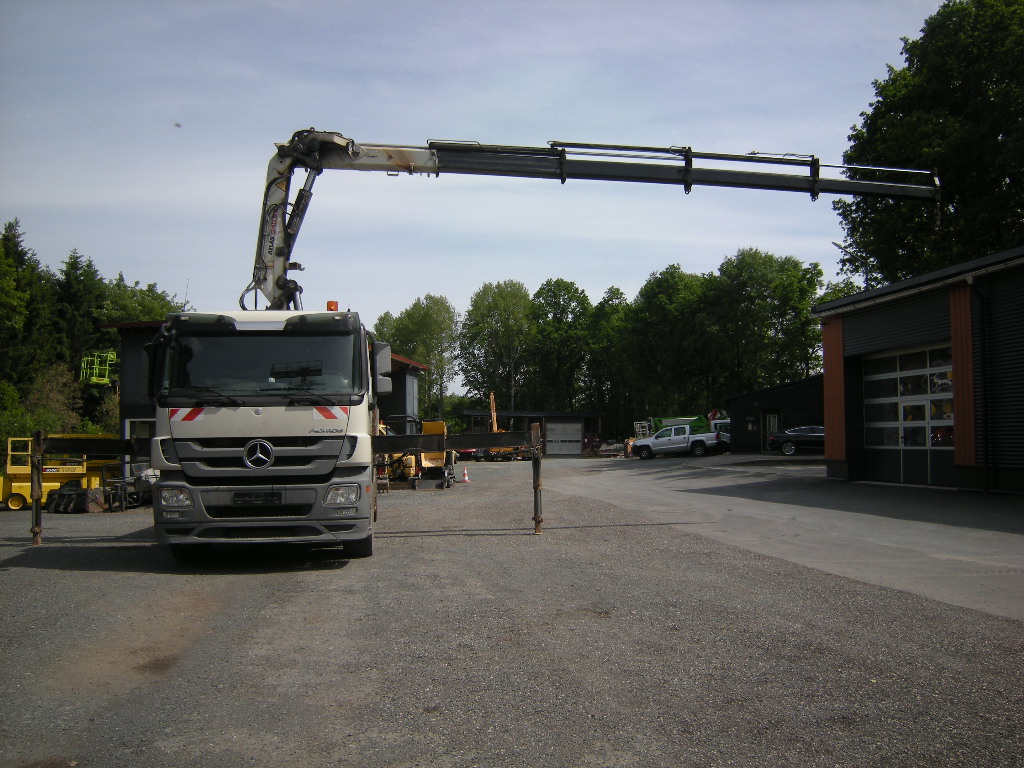 Mercedes Benz Actros 1848 mit Kran Atlas 240.2E-A4