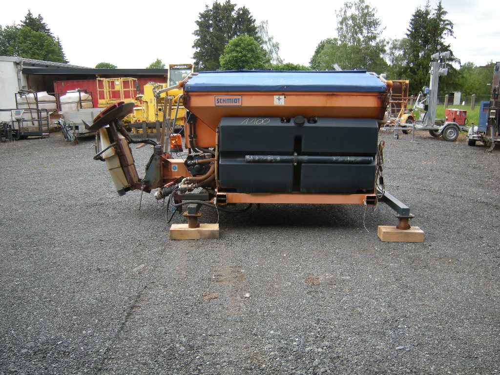 Streuer Schmidt Mitos SST20-18 VAXN  für Unimog