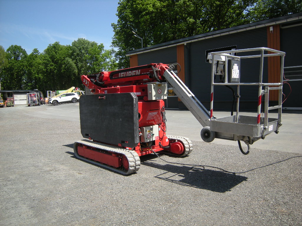Teupen Leo 12