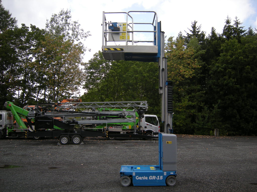 Genie GR-15